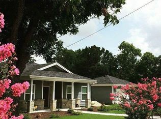 1364 W Coll St, New Braunfels, TX 78130