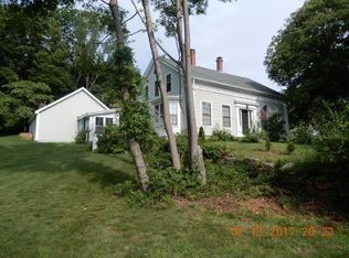 22 Mechanic St, Hope Valley, RI 02832