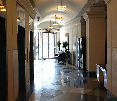 3rd image of 2928 41st Ave APT 1002