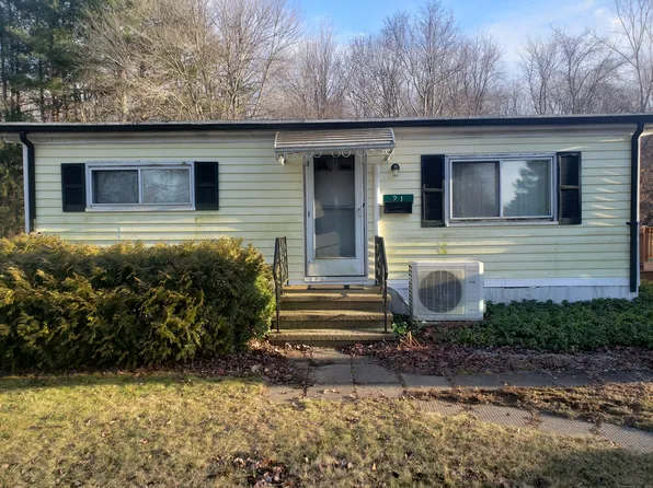 21 Robin Road, Colchester, CT 06415