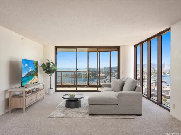 415 South St APT 2304, Honolulu, HI 96813