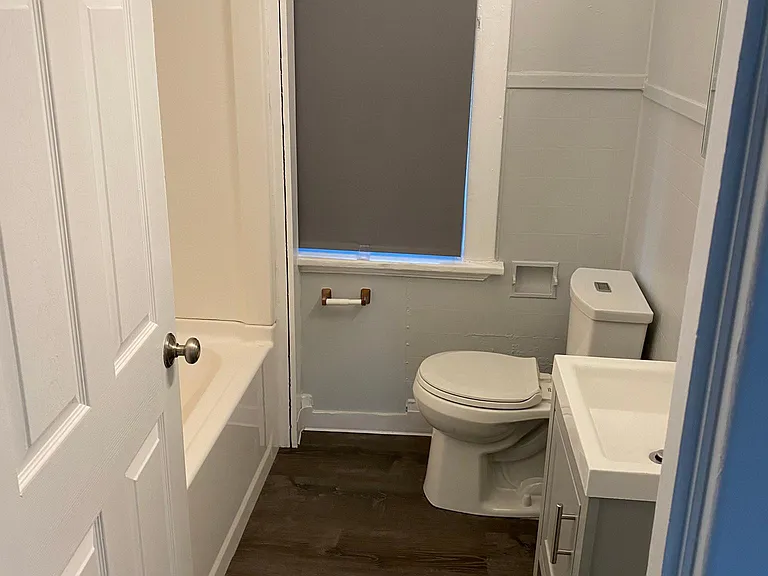 1500 Dormont Ave #2 — Photo 14