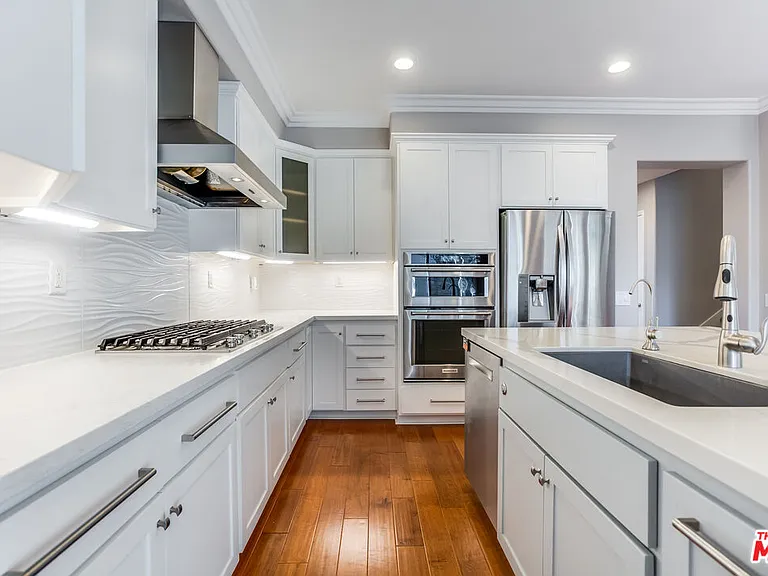 24040 Dandelion Ln — Photo 5