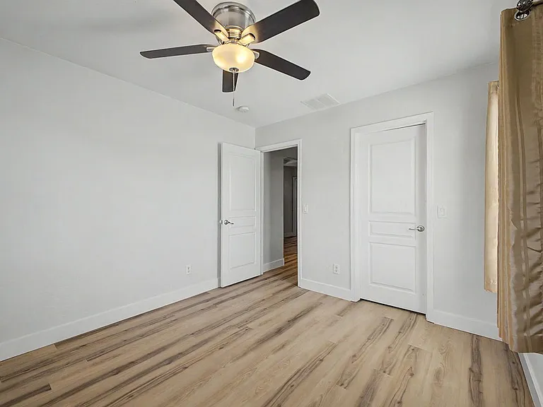 5924 W Park View Ln — Photo 27