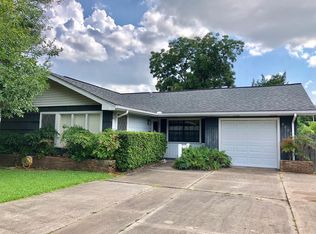 4431 Boyd Ave, Groves, TX 77619