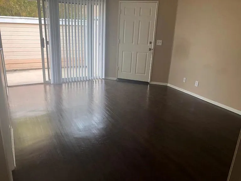 550 Williamson Ave #15 — Photo 16