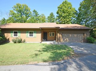 1087 Raintree Dr, Milford, OH 45150