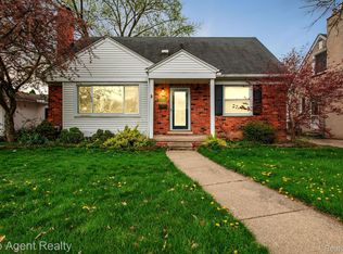 2419 Hawkins Ave, Royal Oak, MI