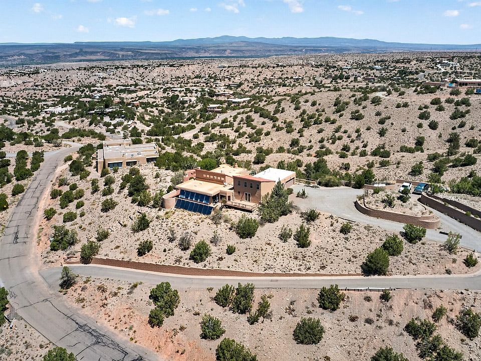 1st image of 47 Yucca Ln