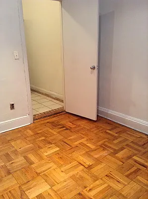 Rented by Frank Valvo Real Estate | media 14