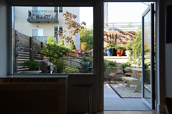 Rented by Triumph Property Group | media 2