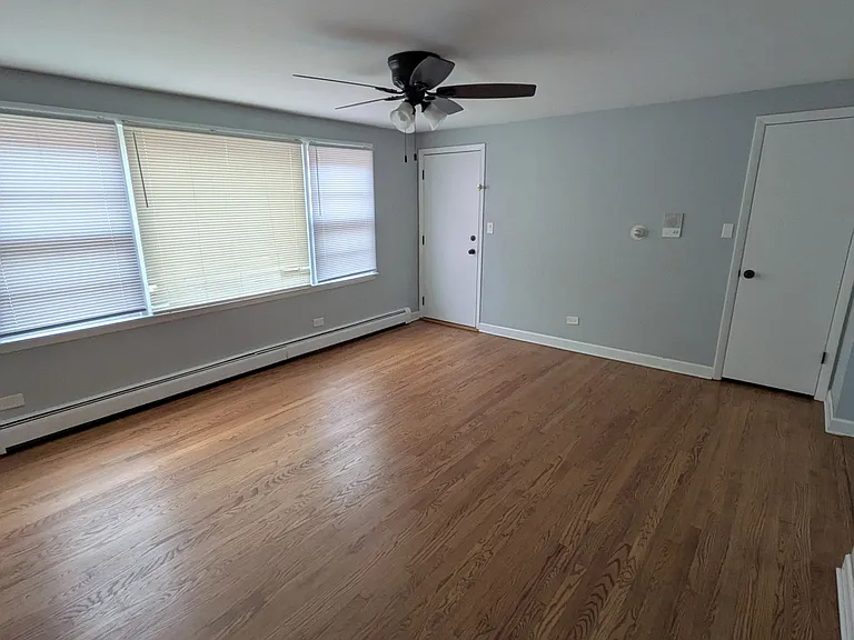 6212 W Montrose Ave #1R — Photo 26