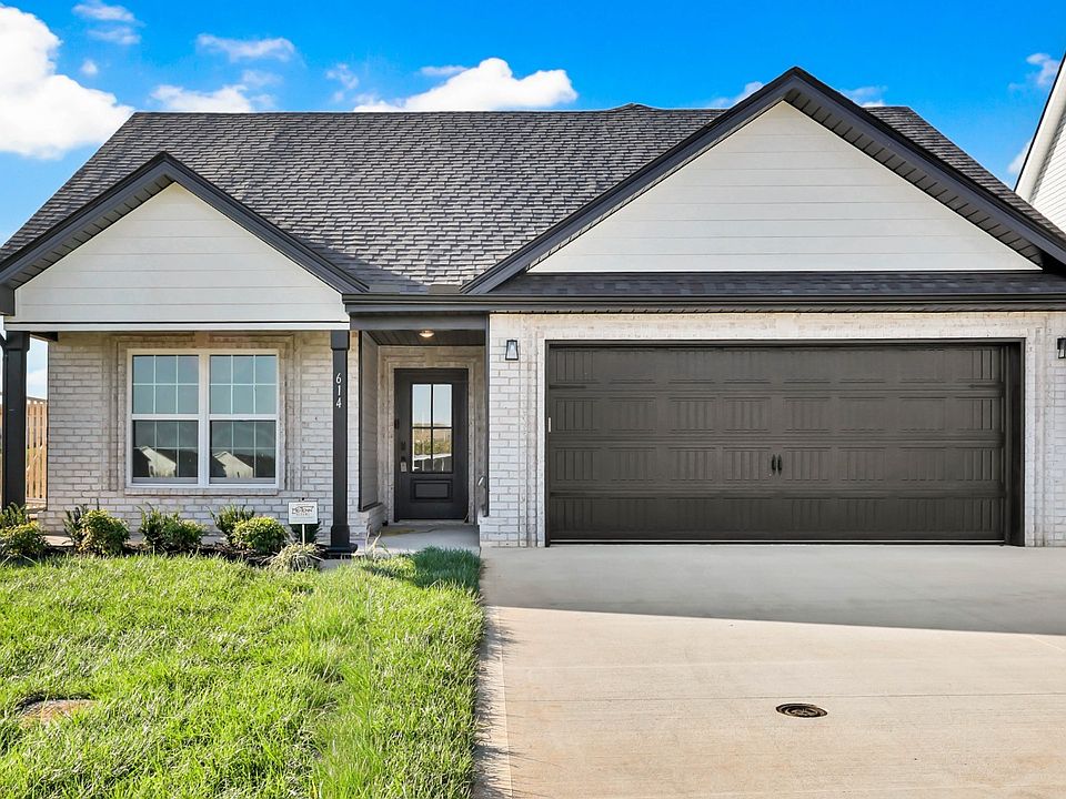 1st image of 614 Kinross Dr Lot 174