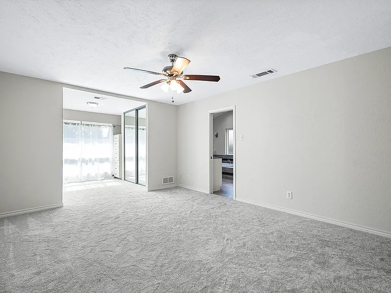 7251 Crooked Oak Dr — Photo 13