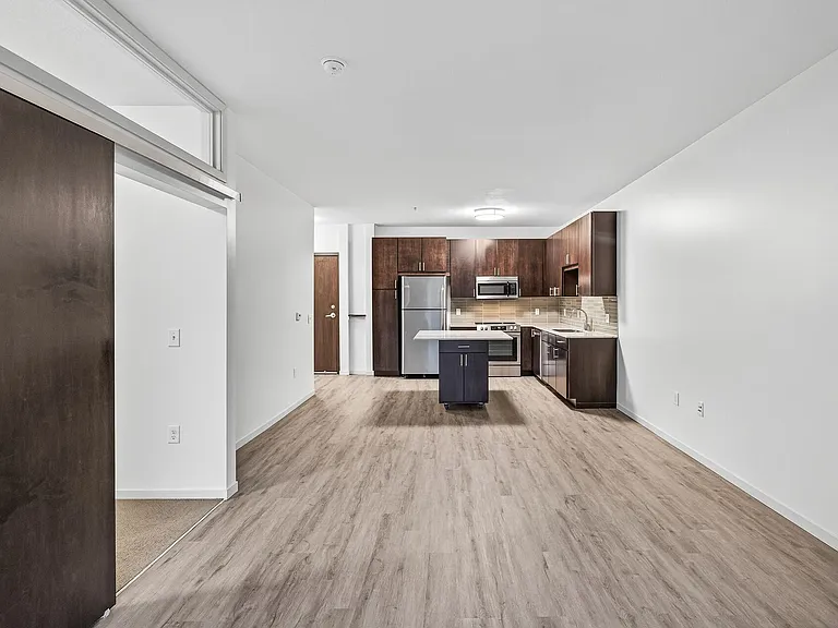 The Flats at West End — Photo 51