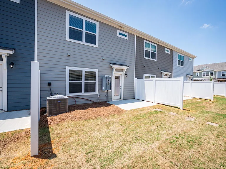 310 Planters Pl — Photo 15