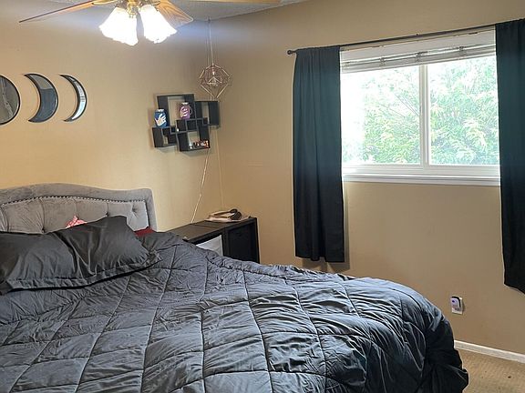 4th image of 2442 Royal Ave