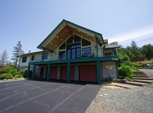 1111 Foots Creek Rd, Gold Hill, OR 97525