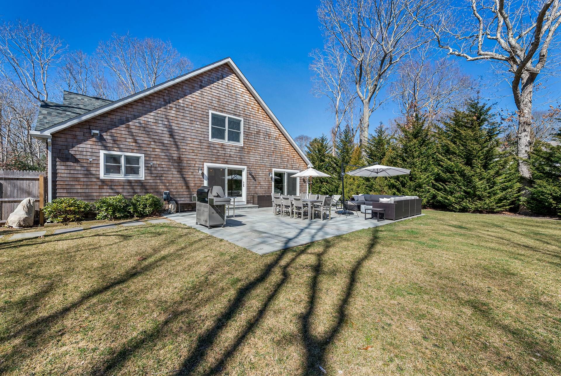 55 Gardiners Ln, East Hampton, NY 11937 Out East