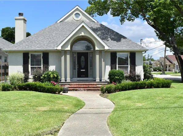 1101 Ridgelake Dr, Metairie, LA 70001