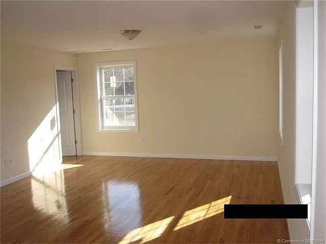 77 Borrmann Rd — Photo 12