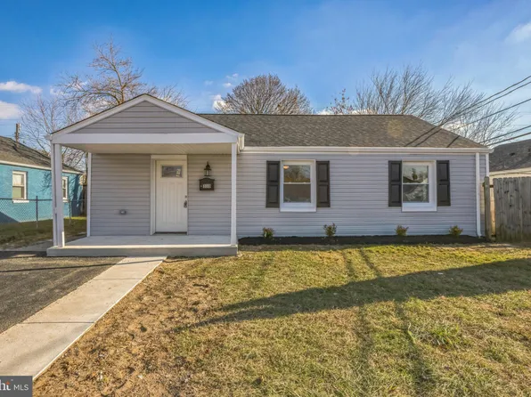 310 Elwood Pl, New Castle, DE 19720