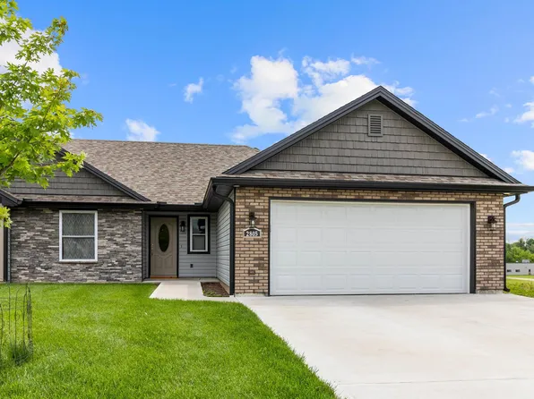 2805 Robbie Ln, Sedalia, MO 65301