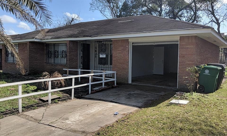 1st image of 2635 Wuthering Heights Dr