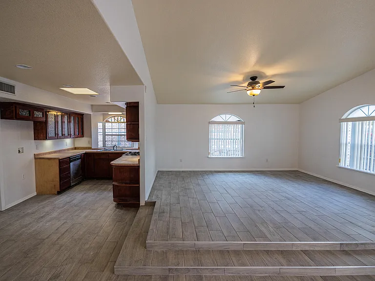 5728 Mackerel Ln — Photo 5