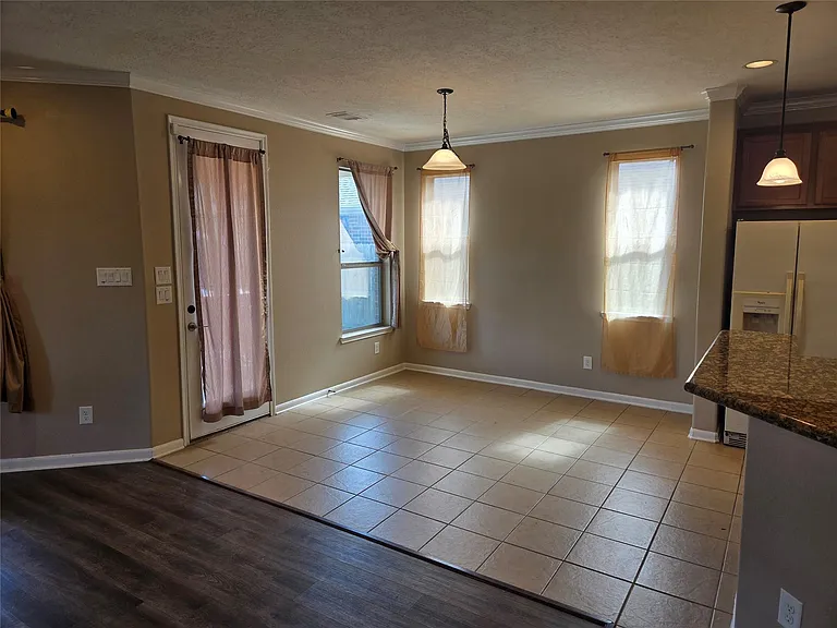 19510 Dunlay Springs Dr — Photo 13