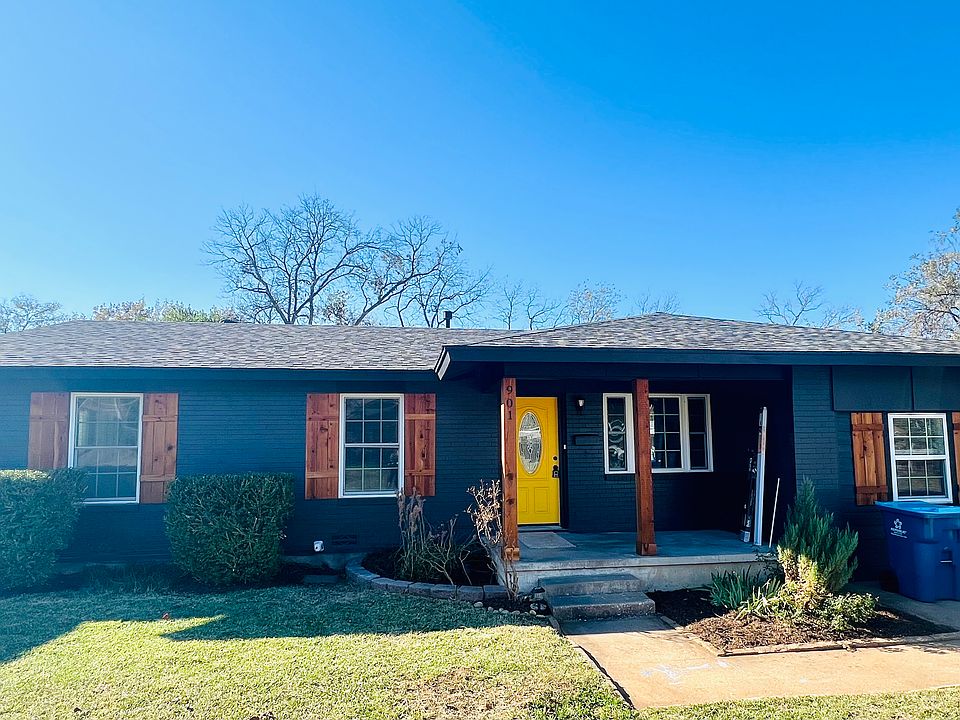 1st image of 901 Leeper Dr