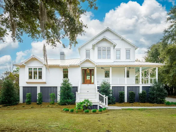 8107 Doar Rd, Awendaw, SC 29429