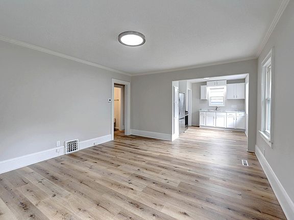 5th image of 3333 Minnehaha Ave