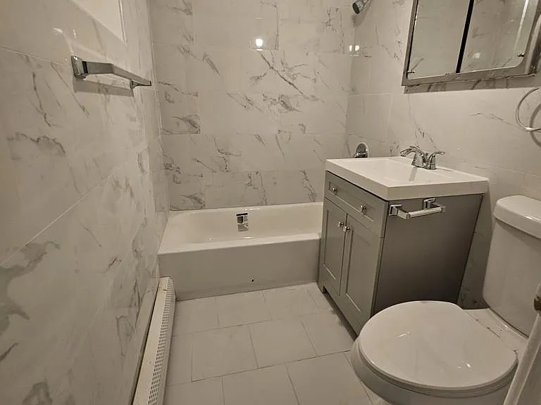 749 Arctic St #8 — Photo 2