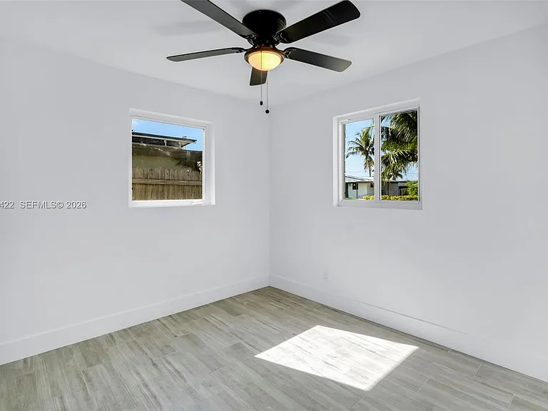 311 NW 12th Ave — Photo 16