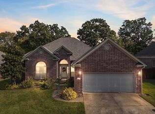 121 Holland Ln, Little Rock, AR 72223