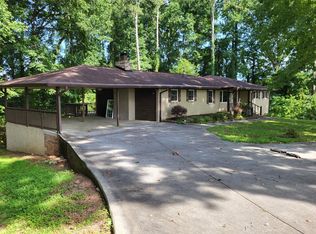 3353 Dogwood Ln NW, Acworth, GA 30101