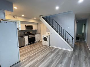 9221 Melrose St, Philadelphia, PA 19114