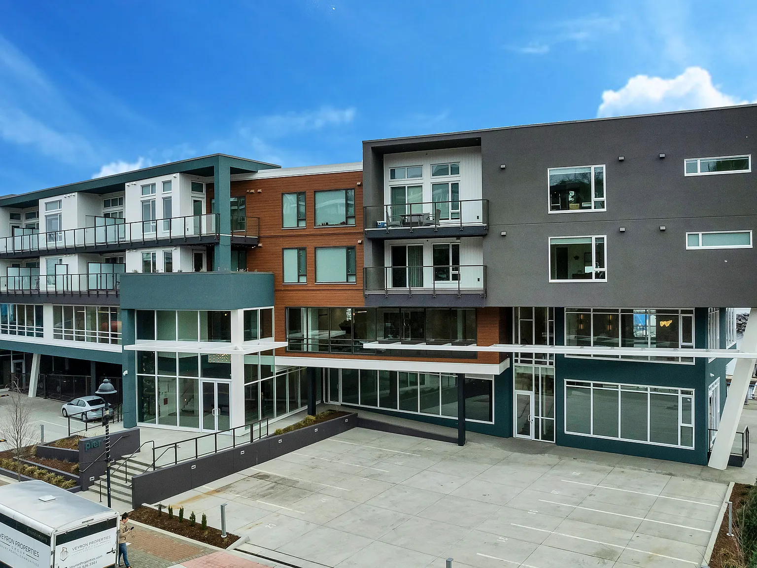 Pier 1 Residences — Photo 1