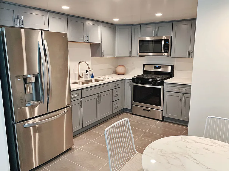 281 S Thomas St #501 — Photo 5