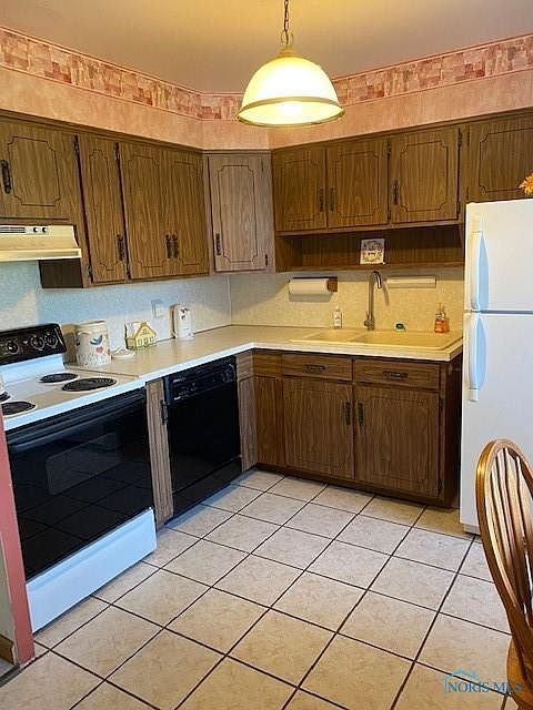 1st image of 122 Harlan Dr