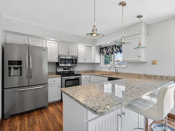 3rd image of 68911 Island Dr