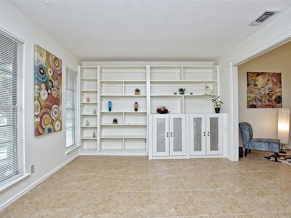 4th image of 11500 Trinity Hill Dr