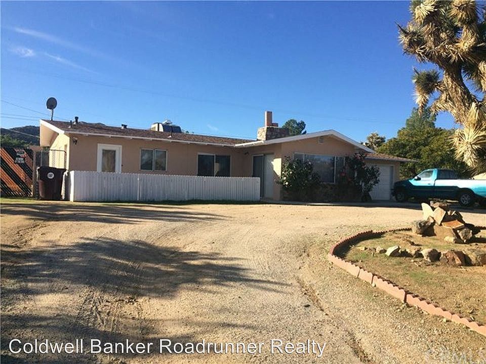 1st image of 56789 Carlyle Dr