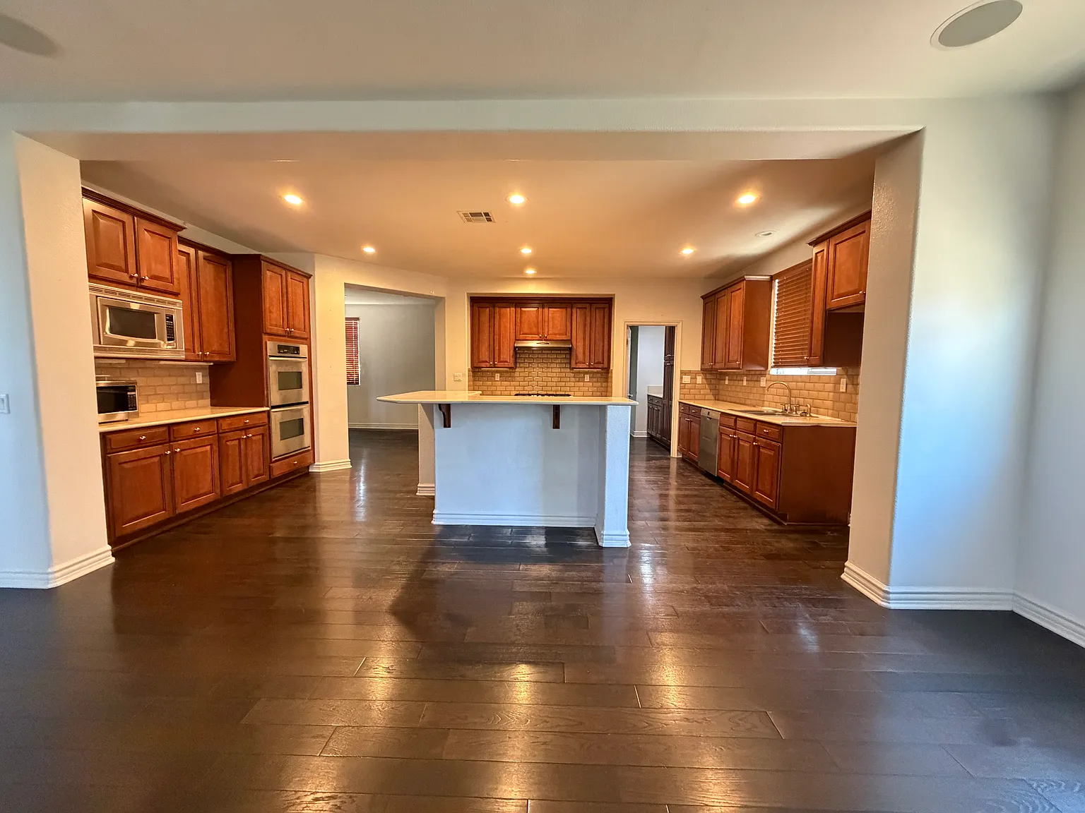 37369 Paintbrush Dr — Photo 2