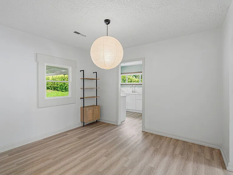 2531 Keystone Ave — Photo 11