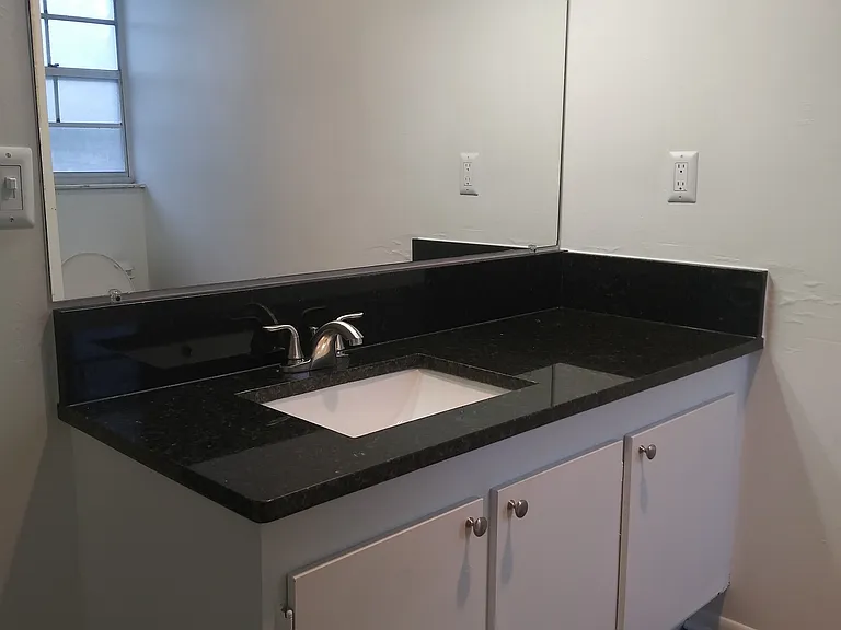 Oak Ridge Apartments — Photo 33