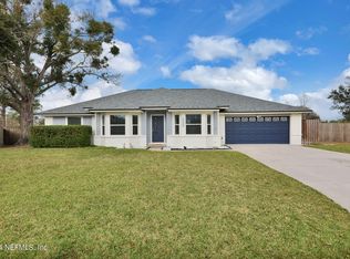 325 Lazy Meadow Dr W, Jacksonville, FL 32225