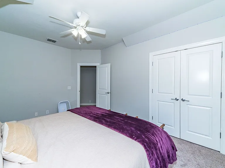15814 Seekers St — Photo 30