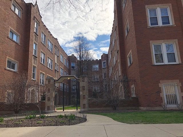 1st image of 4427 N Lawndale Ave APT 3B
